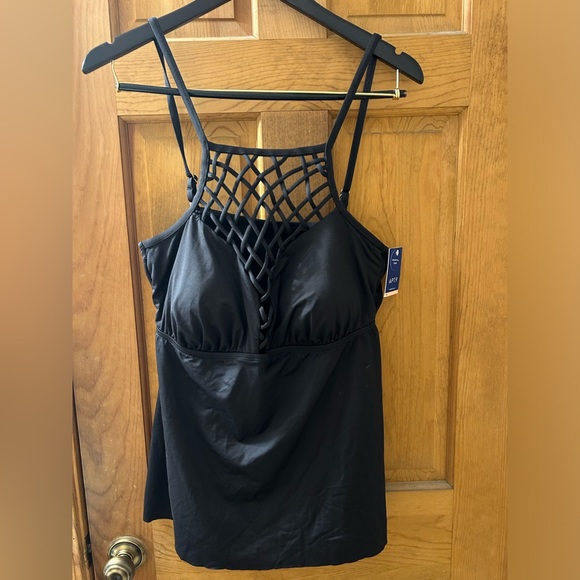 Women’s swimsuit top - Picture 2 of 3